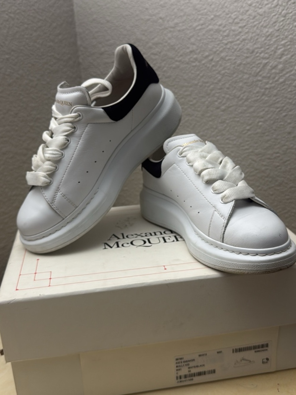 Alexander McQueen White Leather Platform Sneakers with Black Heel Tab